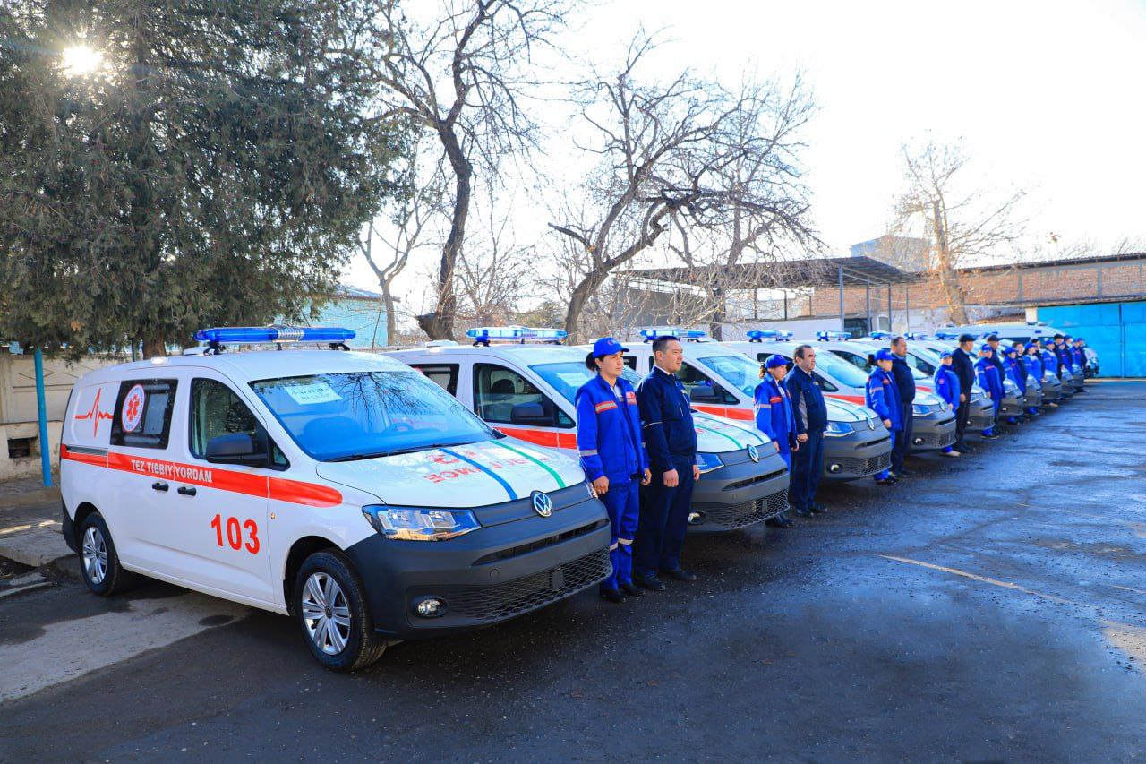 Вчера компания «Джизак Авто» представила новую партию автомобилей скорой помощи «Volkswagen Caddy» для системы Минздрава.